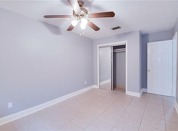 5th image of 2710 Jasmine St