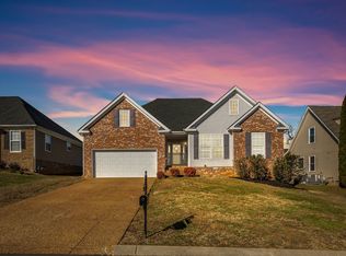 2272 Dewey Dr, Spring Hill, TN 37174