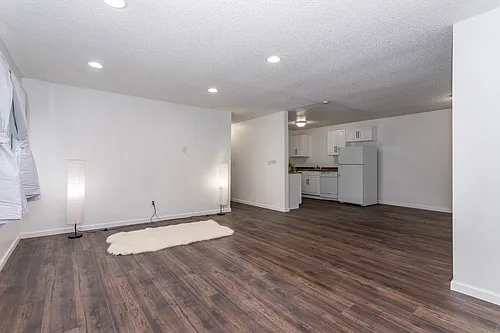 2406 N St NE #D Photo 1