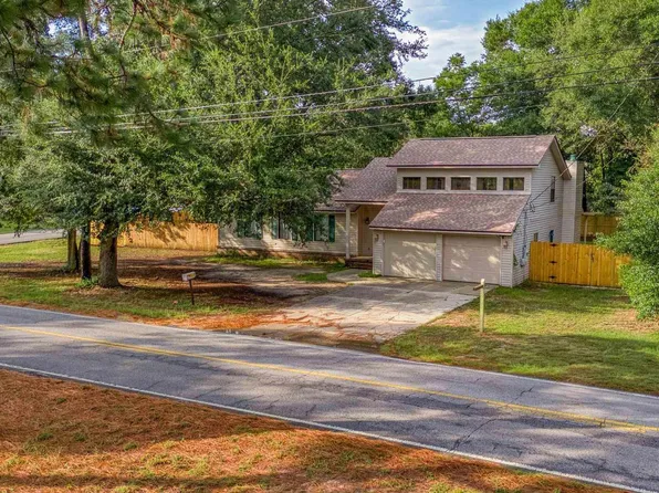 5900 Hamilton Bridge Rd, Milton, FL 32570