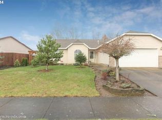 819 SW Sitka Dr, McMinnville, OR 97128