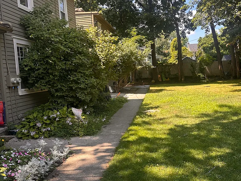 908-914 Easton Rd #908 — Photo 9