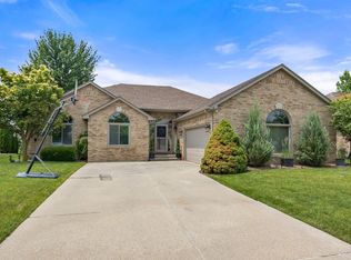 50253 Murray Dr, Macomb, MI 48044