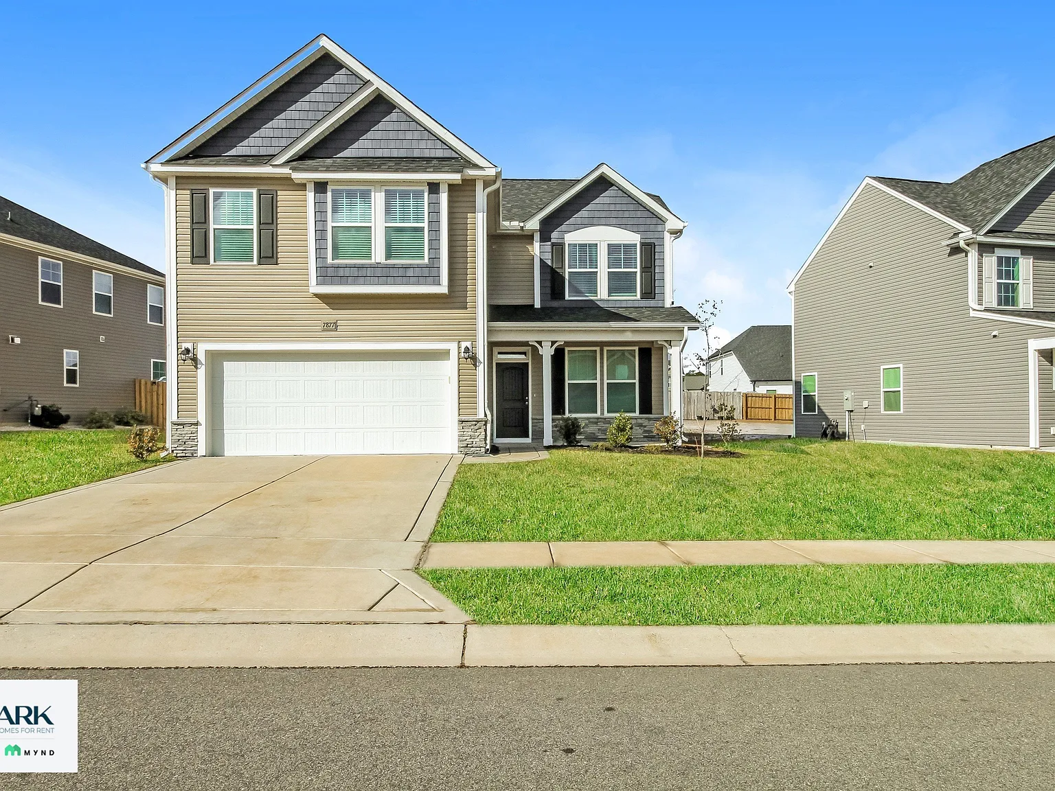 3 bed, 2.5 bath, 1726 sqft, $2,149 — Photo 1