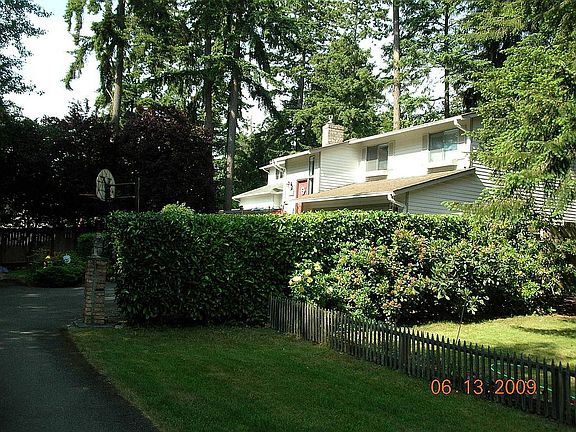 nice and secluded on private drive