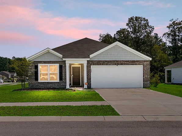 500 Shady Maple St, Moncks Corner, SC 29461