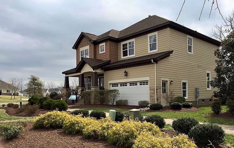 1st image of 3211 Gardenia Ct