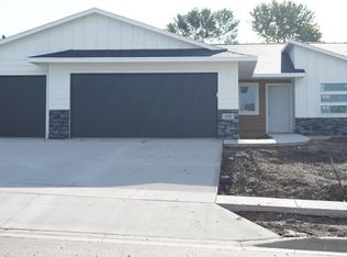 310 Ceylon Ave, Tea, SD 57064