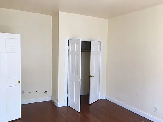 Rented by null | media 22