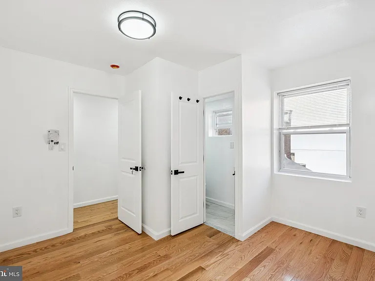 1223 Spruce St #3F — Photo 11