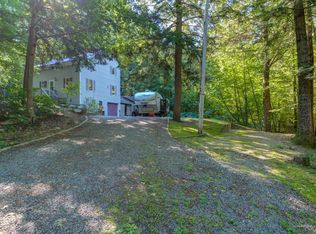 34 Pine Dr, Standish, ME 04084