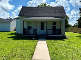 215 N 2nd St, Lincoln, KS 67455