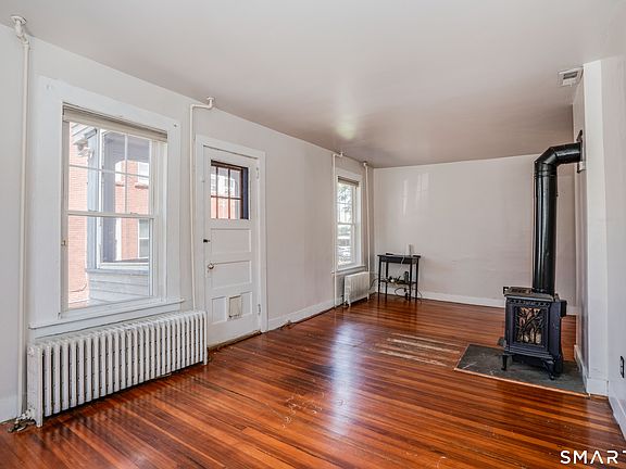 5th image of 26 Bonner Street
