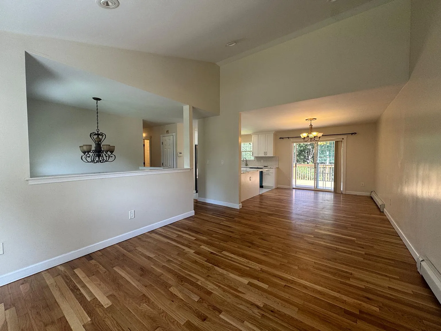 Magnolia Dr, Selden — Photo 1