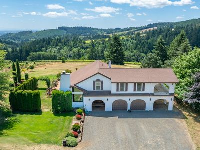 17120 NE Fairview Dr, Dundee, OR, 97115