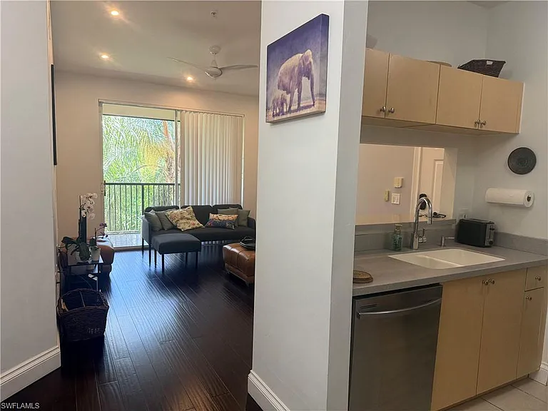 1180 Reserve Way #302 — Photo 28