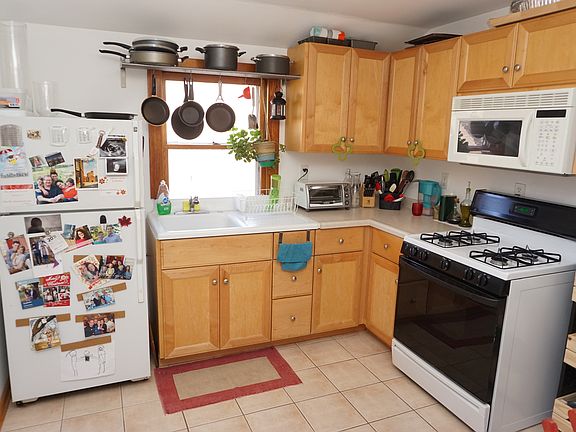 2nd image of 214 N Ellsworth Street # Fl 2nd