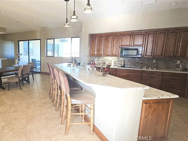 10750 Union St — Photo 9
