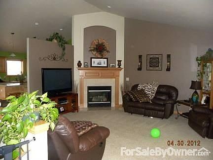 Living Room with Gas Fireplace