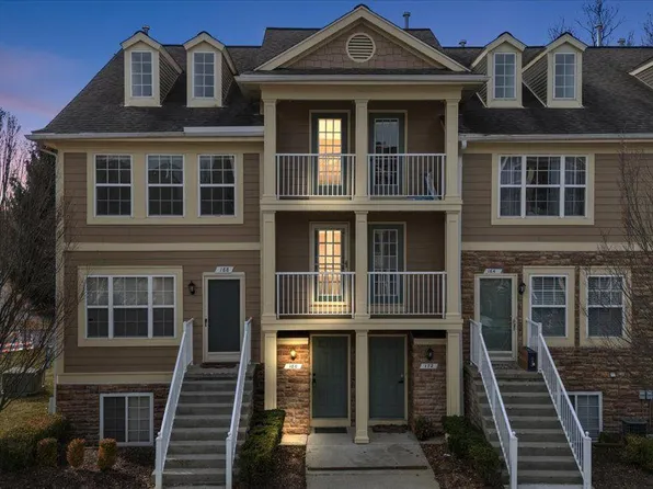 180 Evergreen Trl, Lake Orion, MI 48362