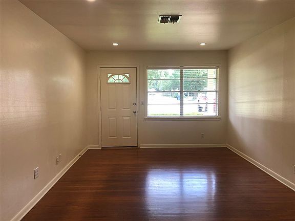 5th image of 707 Betty St