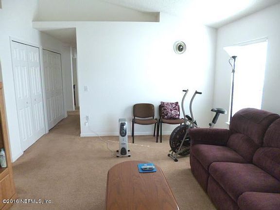 2nd image of 8469 English Oak Dr