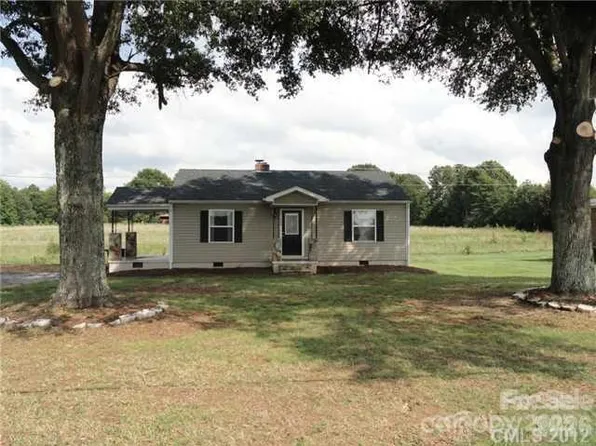 226 Shepherd Rd #1, Mooresville, NC 28115