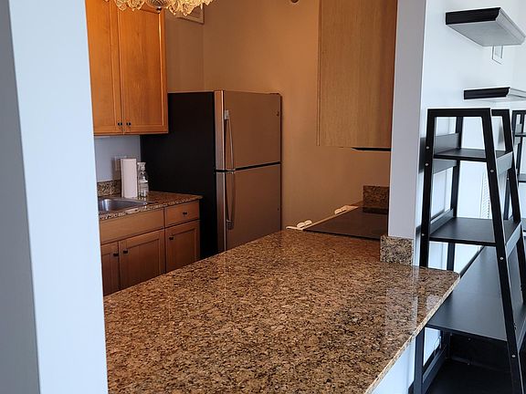 2nd image of 400 N Lasalle St Floor 19