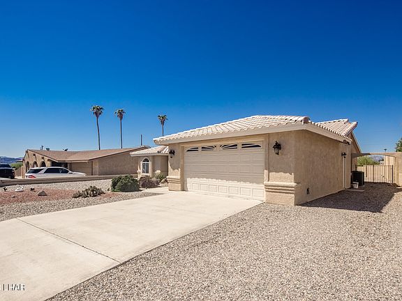 3rd image of 331 Islander Ln