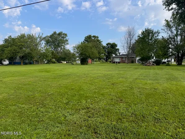 213 Chicago St, Bryan, OH 43506