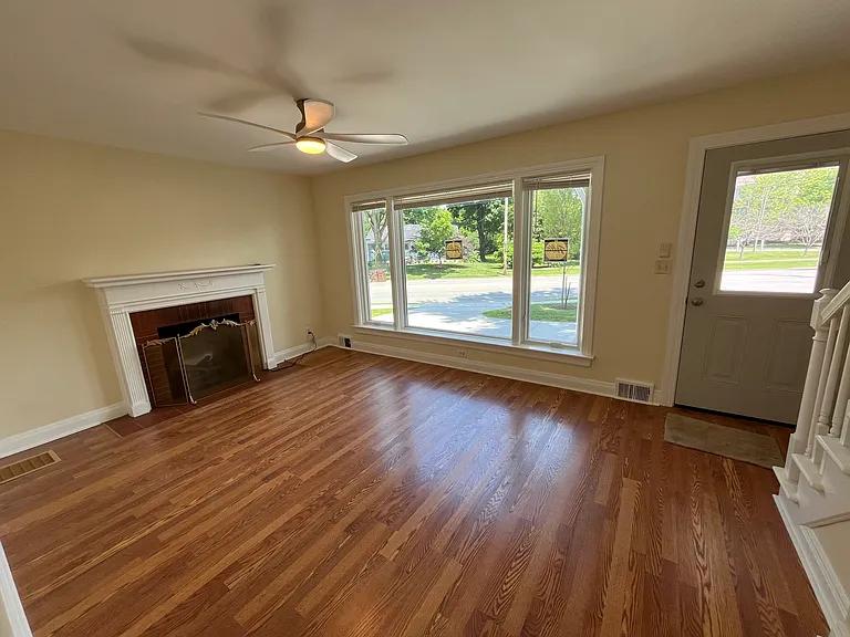 8212 Whipps Mill Rd — Photo 4