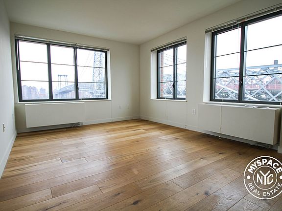 4th image of 15 Dunham Pl APT 9E