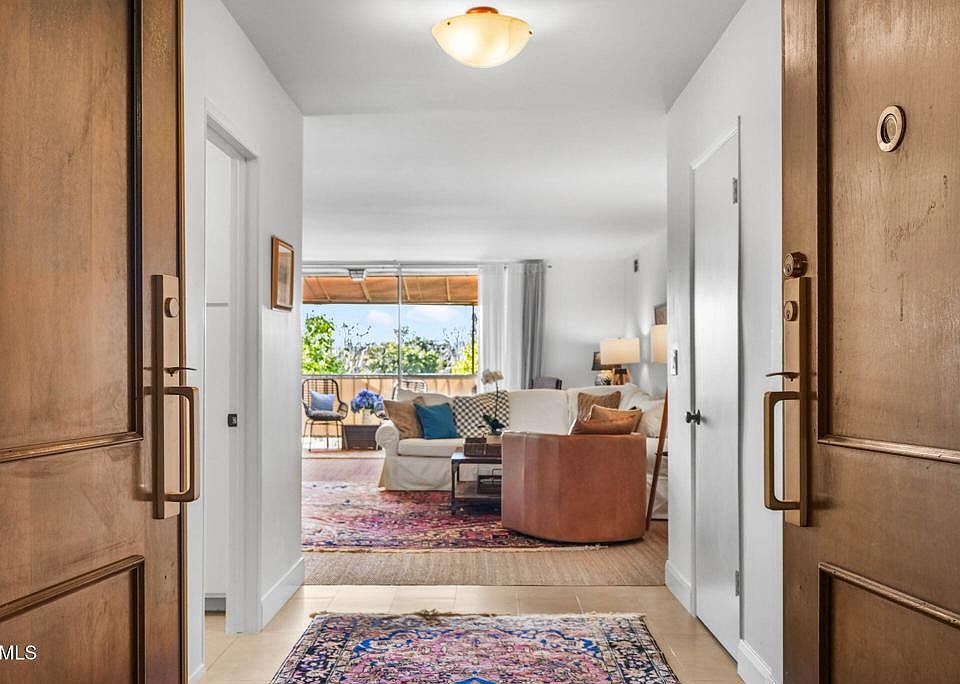 1st image of 330 W California Blvd APT 307