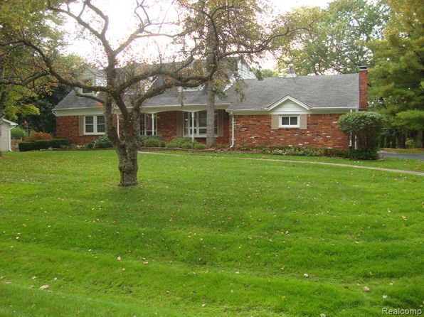 5659 Kingsmill Dr