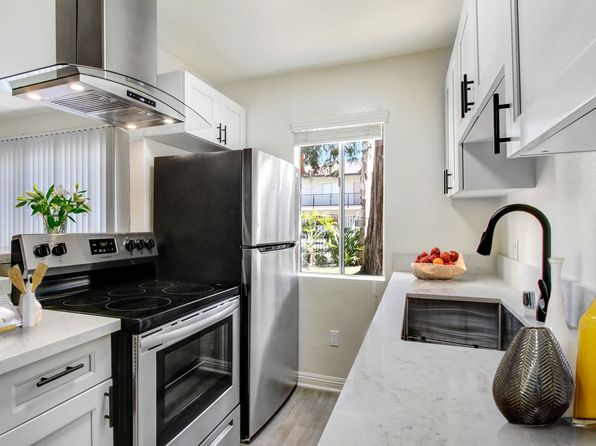7722 Reseda Blvd #239