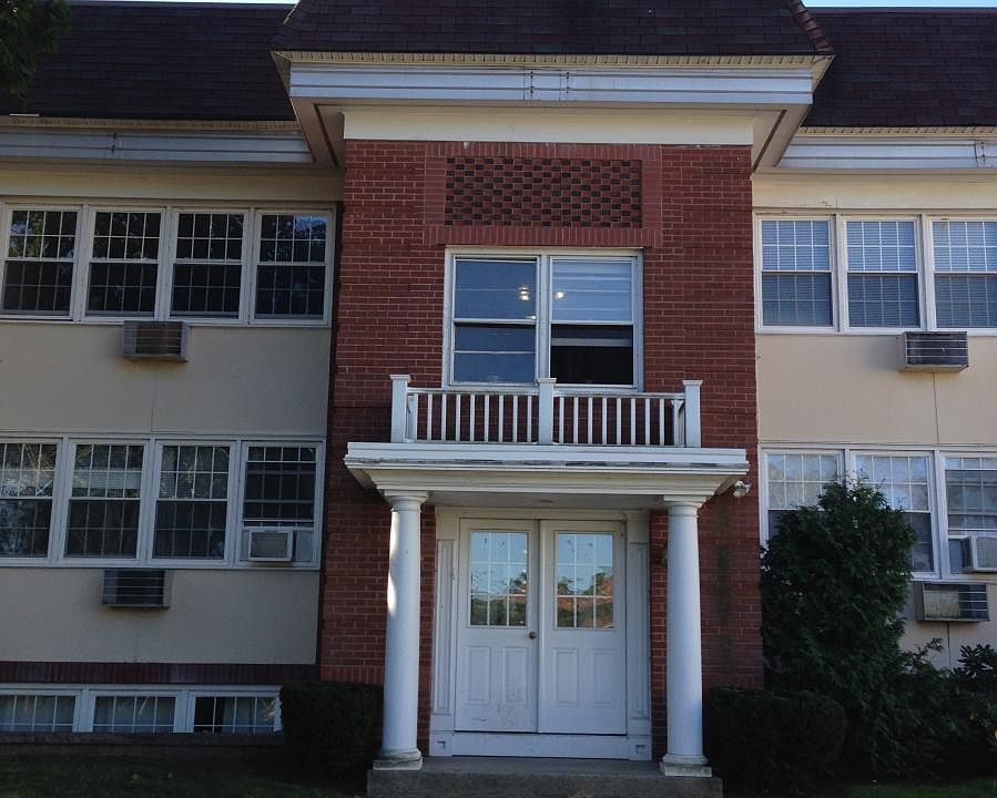 1st image of 58 Fountain St APT A2