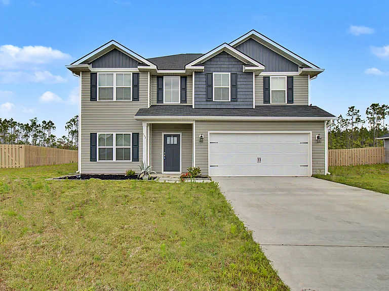 173 McClelland Loop NE — Photo 1