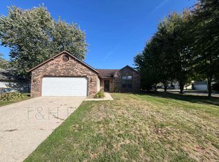 5925 Dunmore Dr, Indianapolis, IN 46254