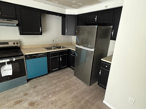 2nd image of 6 Belle Ct #1