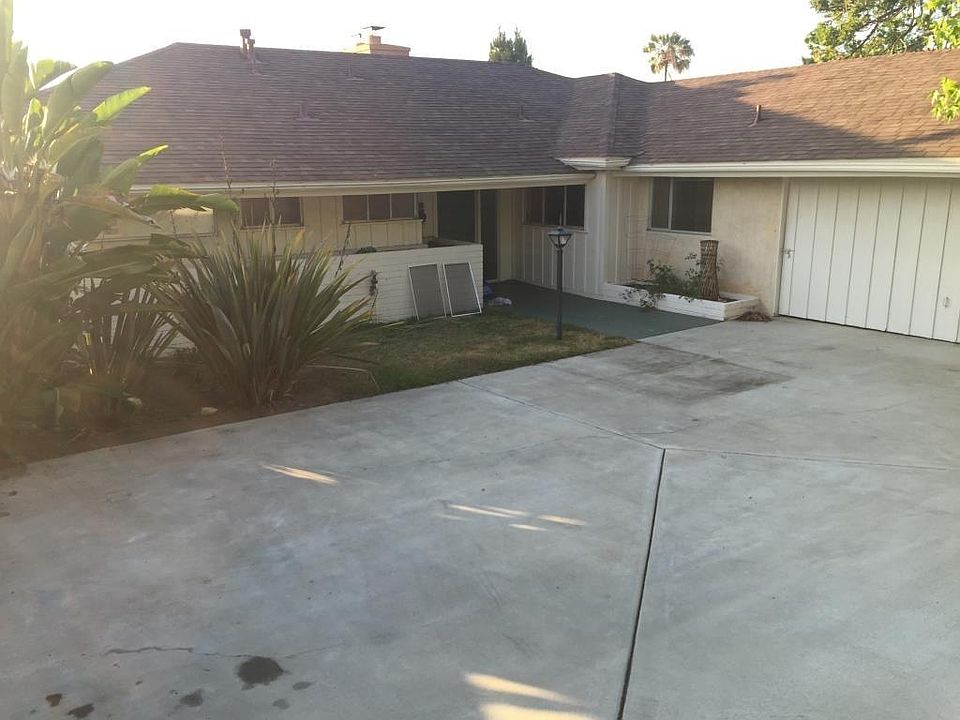1st image of 1264 Santa Barbara St