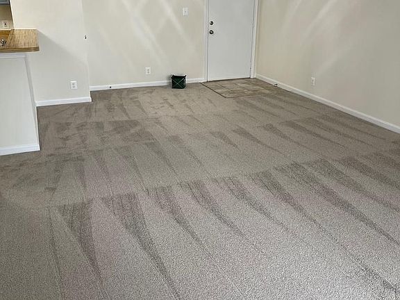 2nd image of 200 Grosvenor Ln APT 102