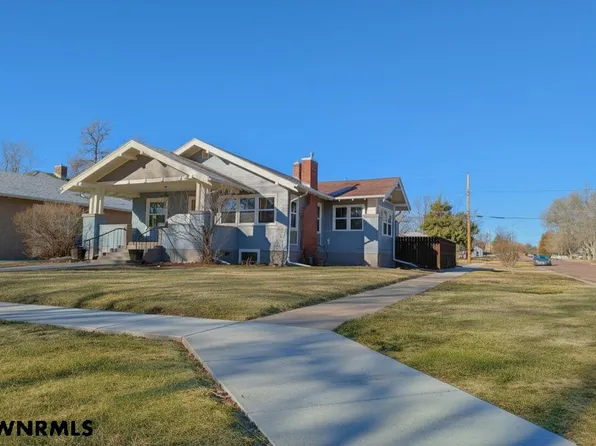 1955 12th St, Gering, NE 69341