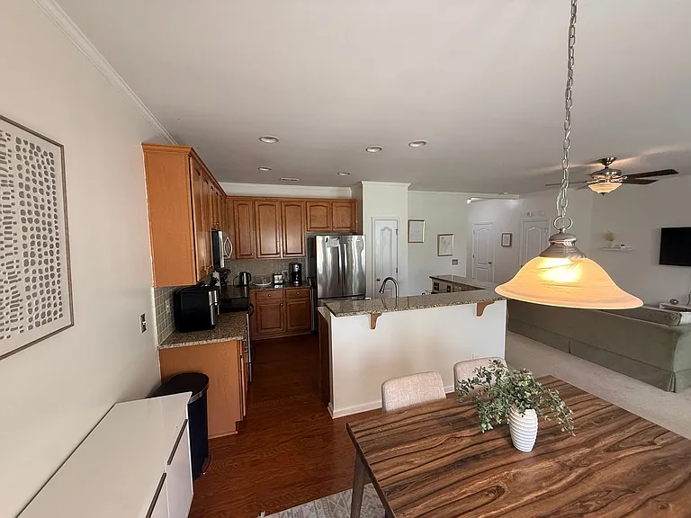 9460 Graywell Ln — Photo 9