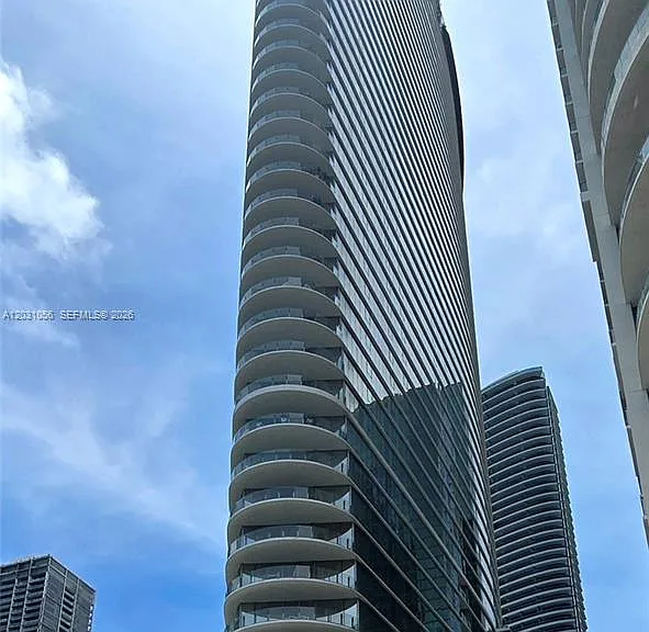 300 Biscayne Boulevard Way #2408W — Photo 1