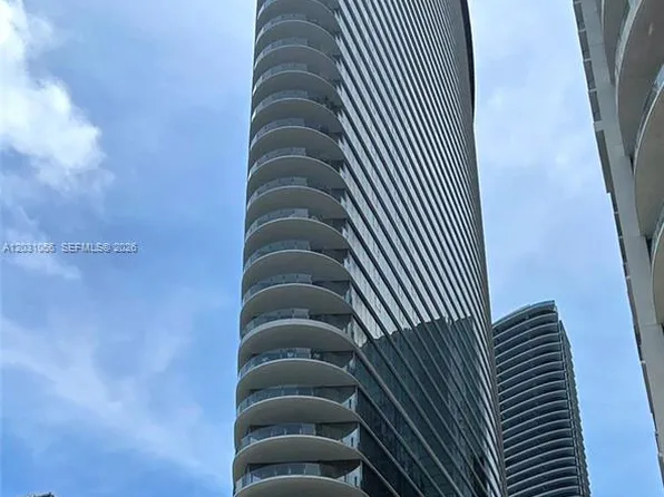 300 Biscayne Boulevard Way, Miami, FL