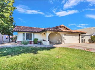 18050 Mariner Dr, Victorville, CA 92395