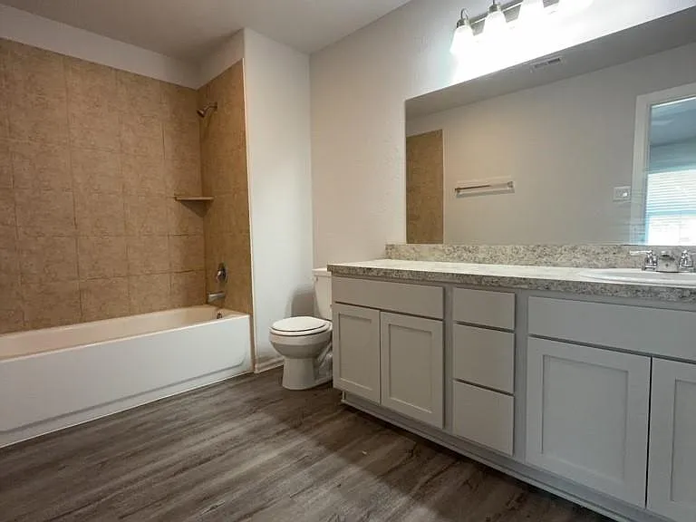 505 Hines Ave #B — Photo 14