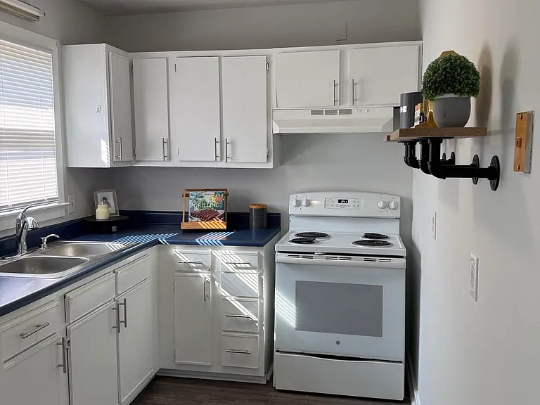 1541 Dorsey Ln NE #A — Photo 12
