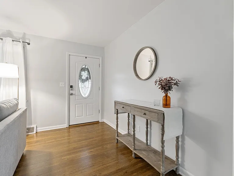 2695 Bristol Rd — Photo 8