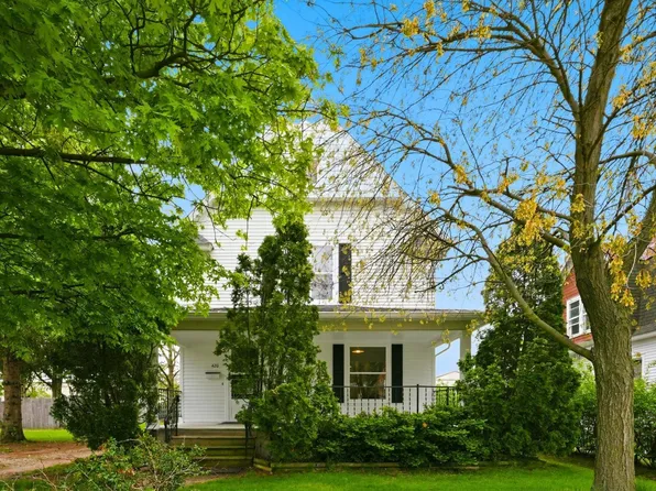 420 S 8th St, Goshen, IN 46526